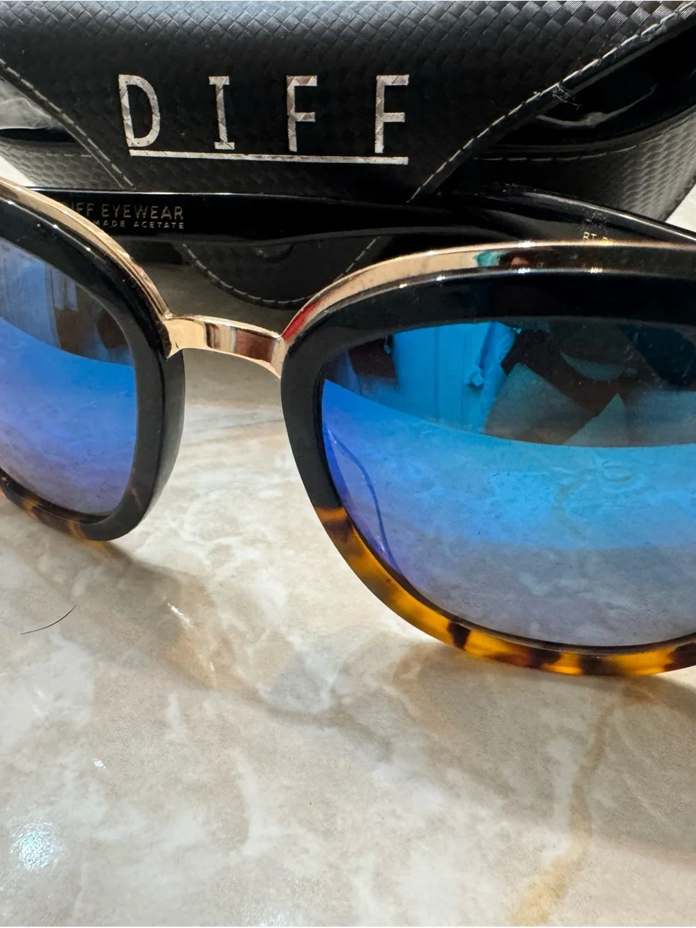 Diff women’s Rose blue Mirrored Tortoiseshell Frame Sunglasses
